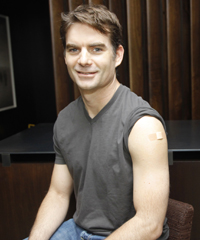 NASCAR driver Jeff Gordon to lead Sanofi whooping cough awareness campaign    