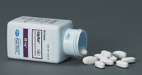 Pfizer's Lipitor share slips, casting doubt on power of a loyalty program to save the brand