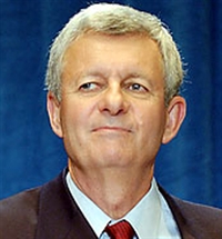 Ex-Pfizer chief takes over at troubled Optimer