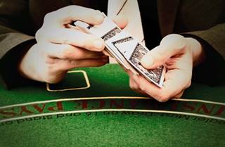 Co-pay/Loyalty Programs: Shuffling the Pack Co-pay/Loyalty Programs: Shuffling the Pack